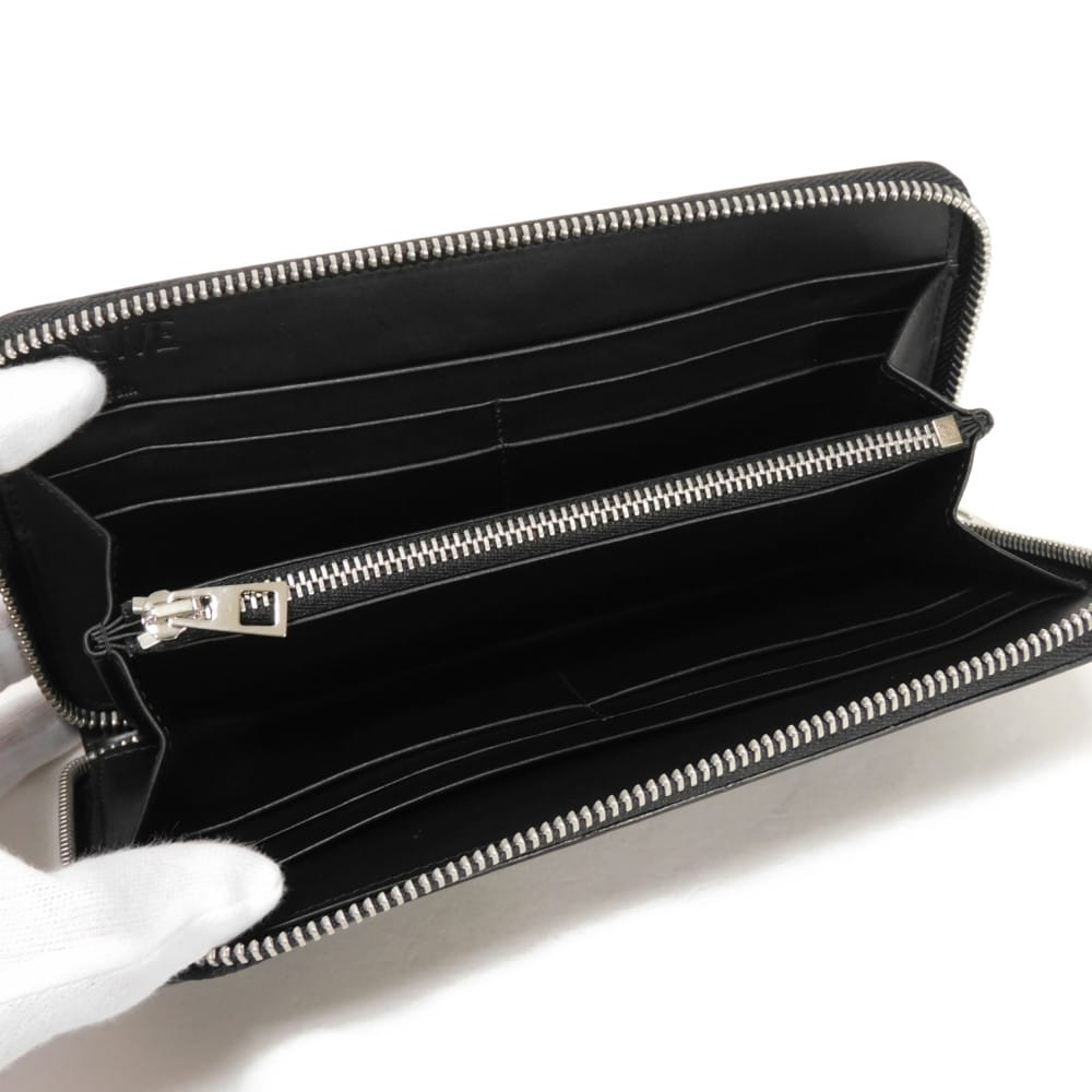 Used 12695 Zip Around Wallet 109N54.F13 7940 White Smooth Calfskin Zip Around Anagram Embossed Black Unisex from Japan