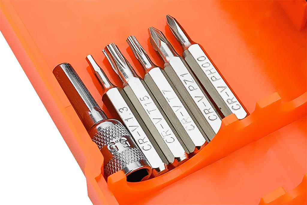 Precision screwdriver bits with handle 45 pcs.