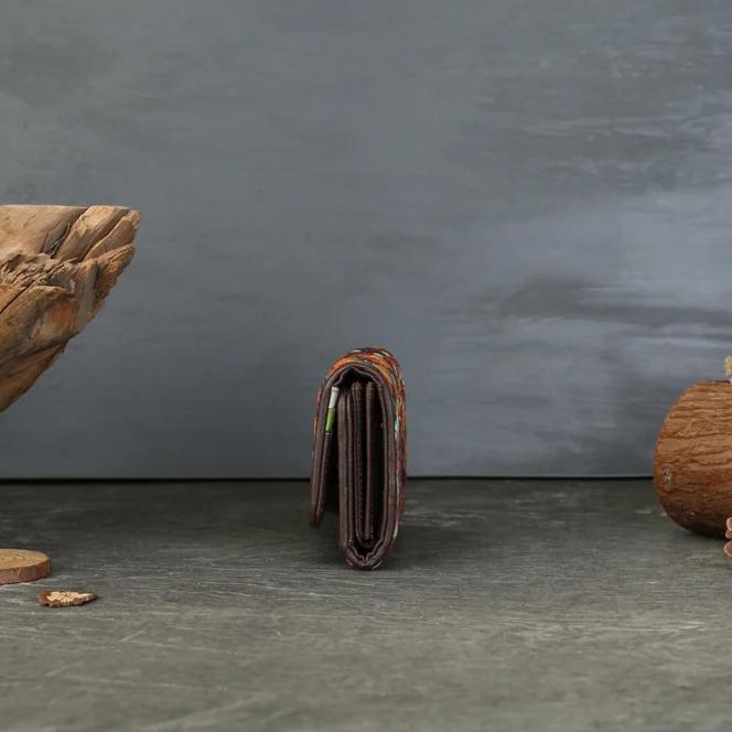 Johnature Geflochtene Kurze Geldbörse aus Echtem Leder Zufällige Farbspleißung Großes Fassungsvermögen Mehrere Fächer Faltbare Schnappverschluss-Geldbörse