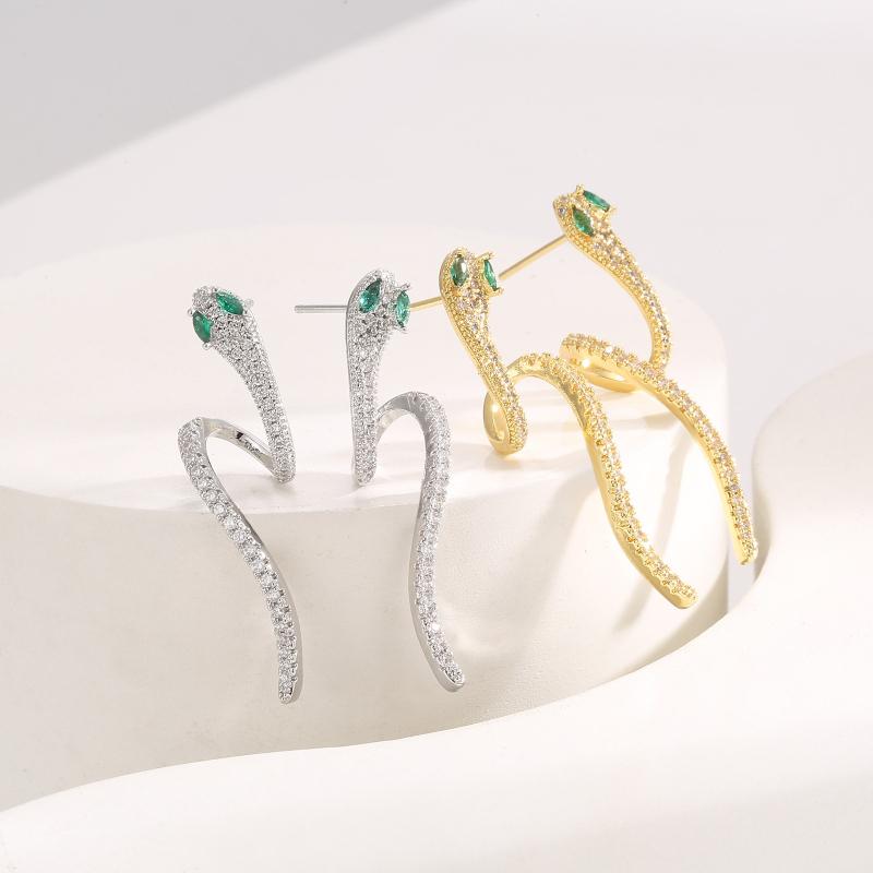 Fashionable and Personalized Snake Shaped Earrings, Light Luxury Design, Cool and Cool Style, Snake Earrings, Ear Accessories