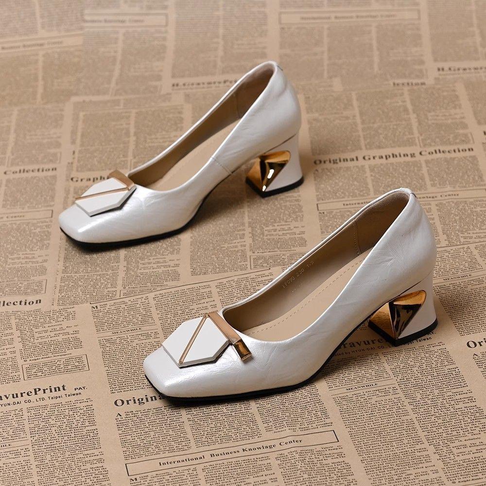 

Женские туфли-лодочки 2025 весна и осень французский квадратный носок с вырезом на подъеме толстый каблук высокий каблук застежка с семью перемычками темперамент на одной педали для работы le 40