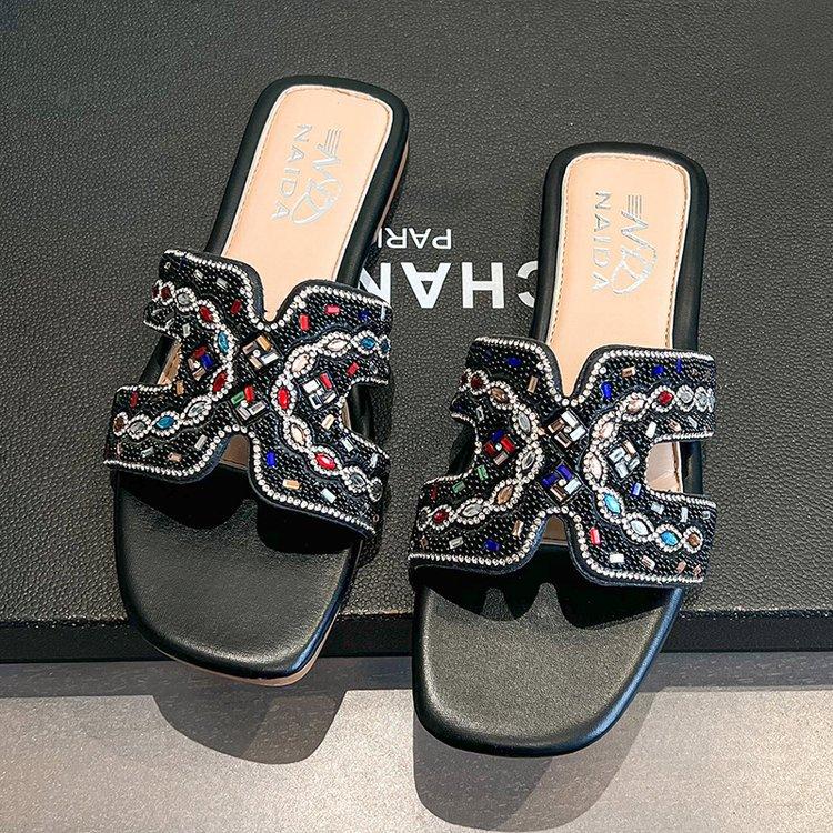 

Large size small fragrant cool slippers women s outer wear 2025 summer niche design sense pearl seaside beach one-word drag 43 чёрный