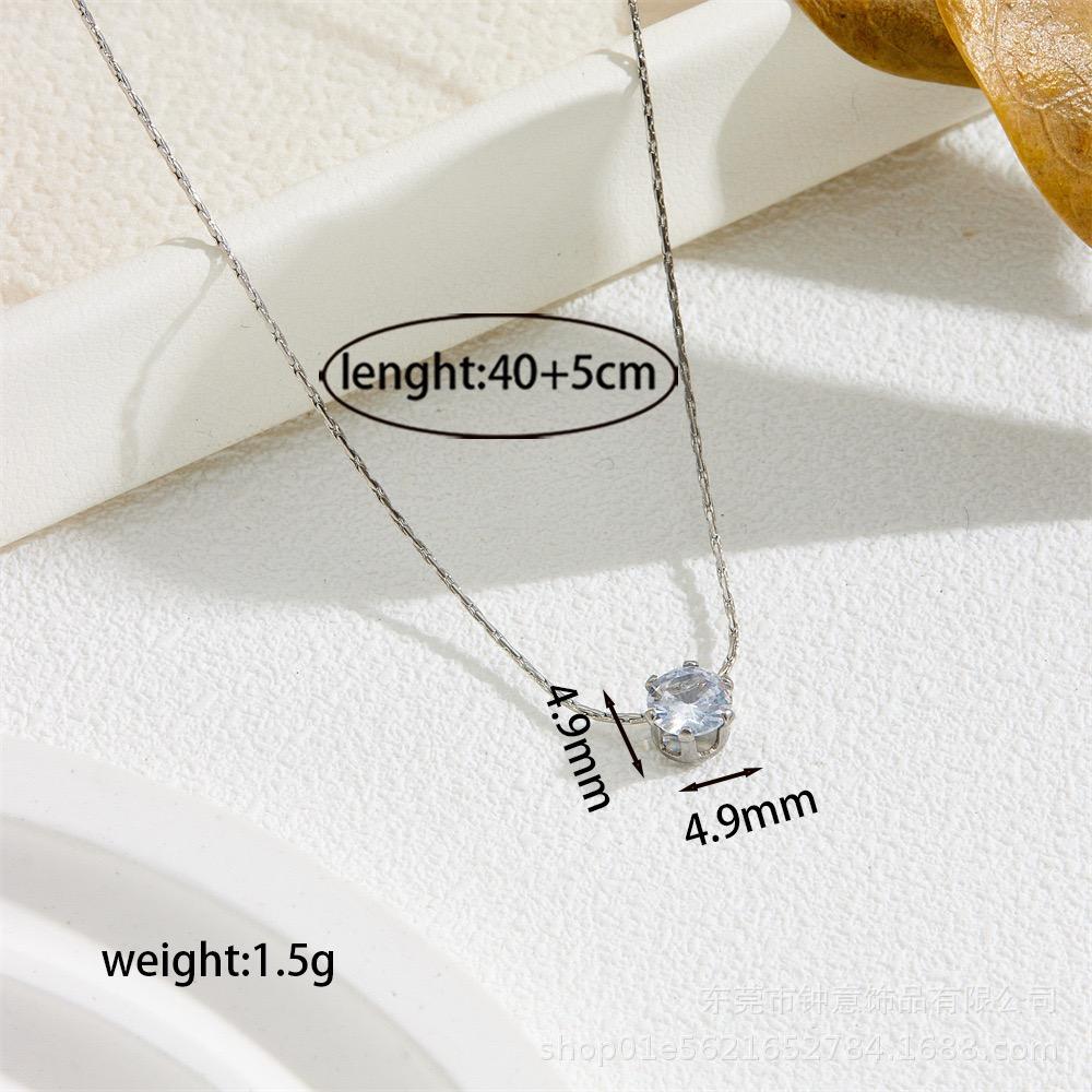 French Translucent Green Water Droplet Blue Ocean Necklace Collarbone Chain Snake Bone Fashionable Personality Titanium Steel Gold-plated Necklace