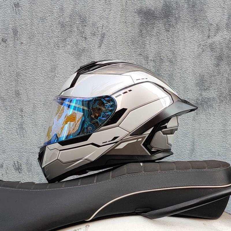 Unisex Full-Face Motorcycle Helmet with Gundam Design, Summer-Compatible, Large Spoiler, Bluetooth Slot