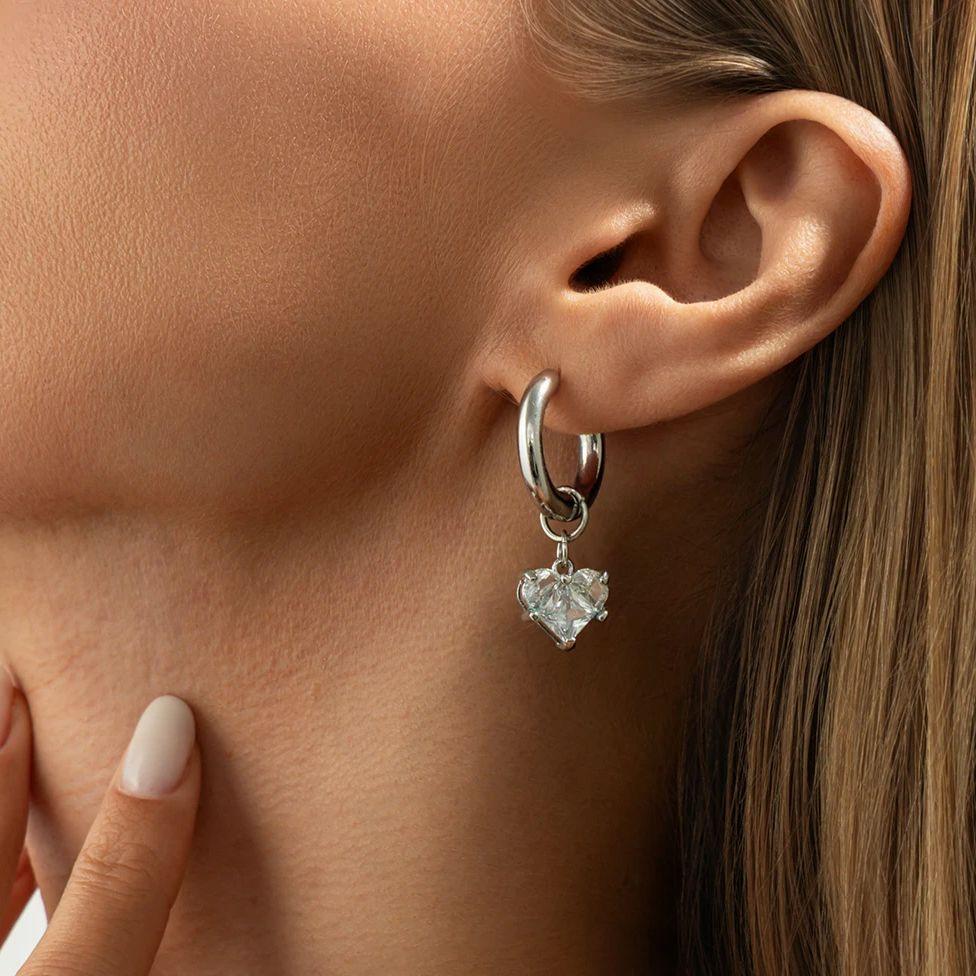 Salircon 1 Pair Trendy Elegant Imitation Pearl Pendant Drop Earring Women Exquisite Asymmetry Heart Ear Clip Charm Jewelry Gift