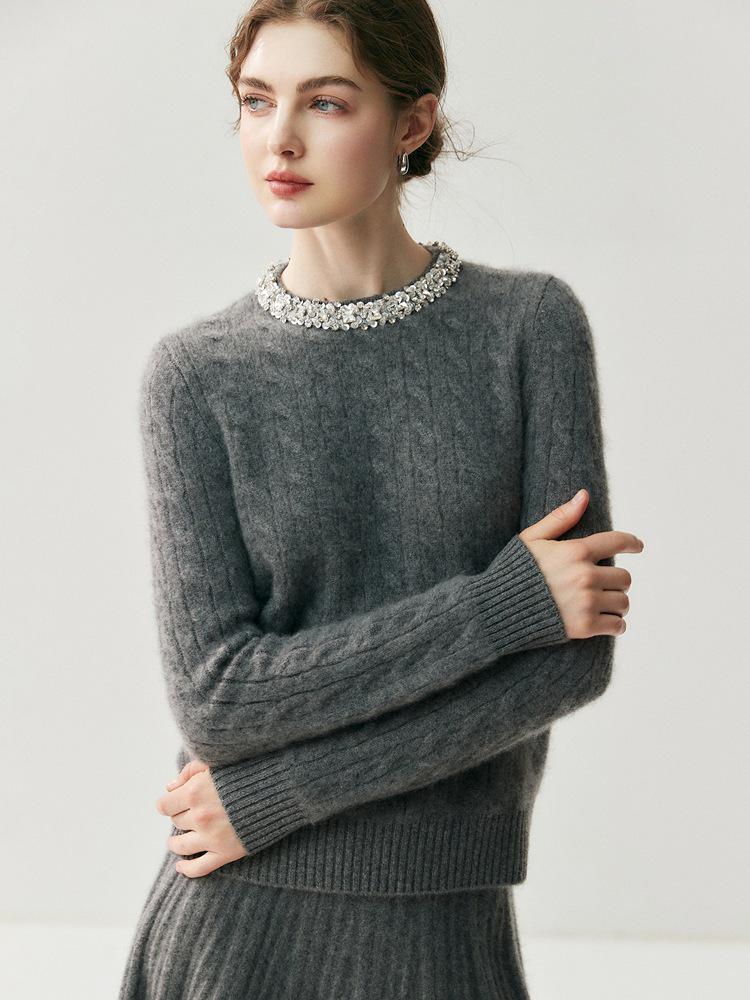 Elegant Women's Cashmere Sweater: Autumn/Winter Style, Round Neck with Rhinestones, Cable Knit Pullover.
