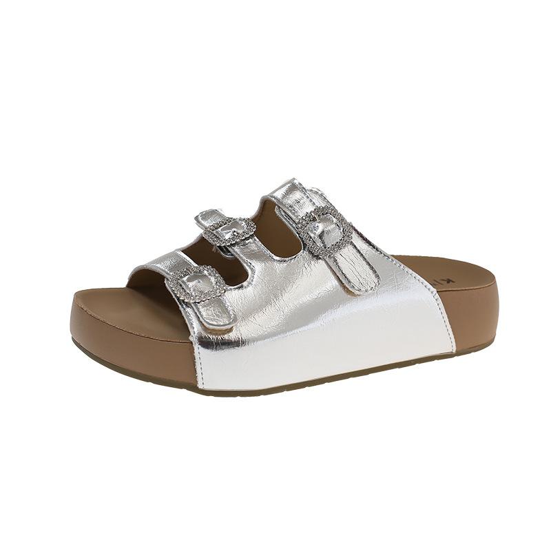 New summer comfortable soft-bottomed casual one-word slippers fashionable and versatile thick-bottomed beach cool slippers