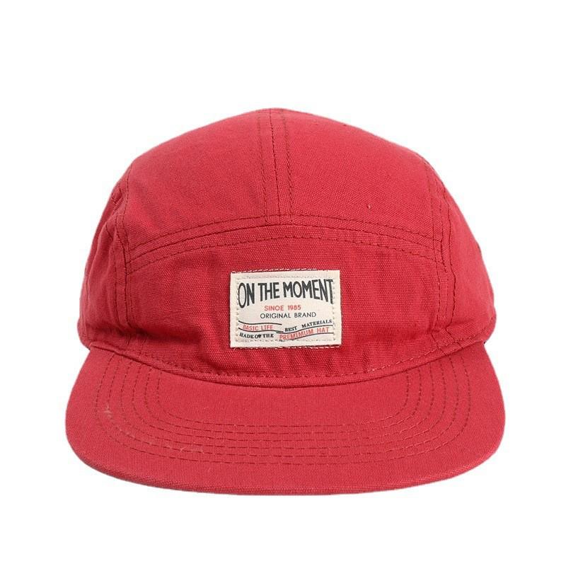 American Retro Embroidered Flat Brim Hat: Trendy Unisex Versatile Baseball Cap Adjustable красный
