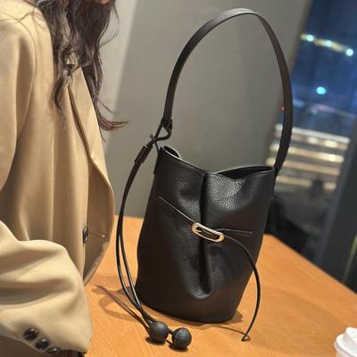 Mode Kuhfell Bucket Bag – Minimalistisch, Vielseitig, Schulter- & Unterarmdesign mit großem Fassungsvermögen