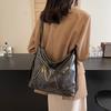 Retro fashion Spice Girl locomotive bag 2025 new shoulder women's bag soft leather messenger bag commuter tote bag