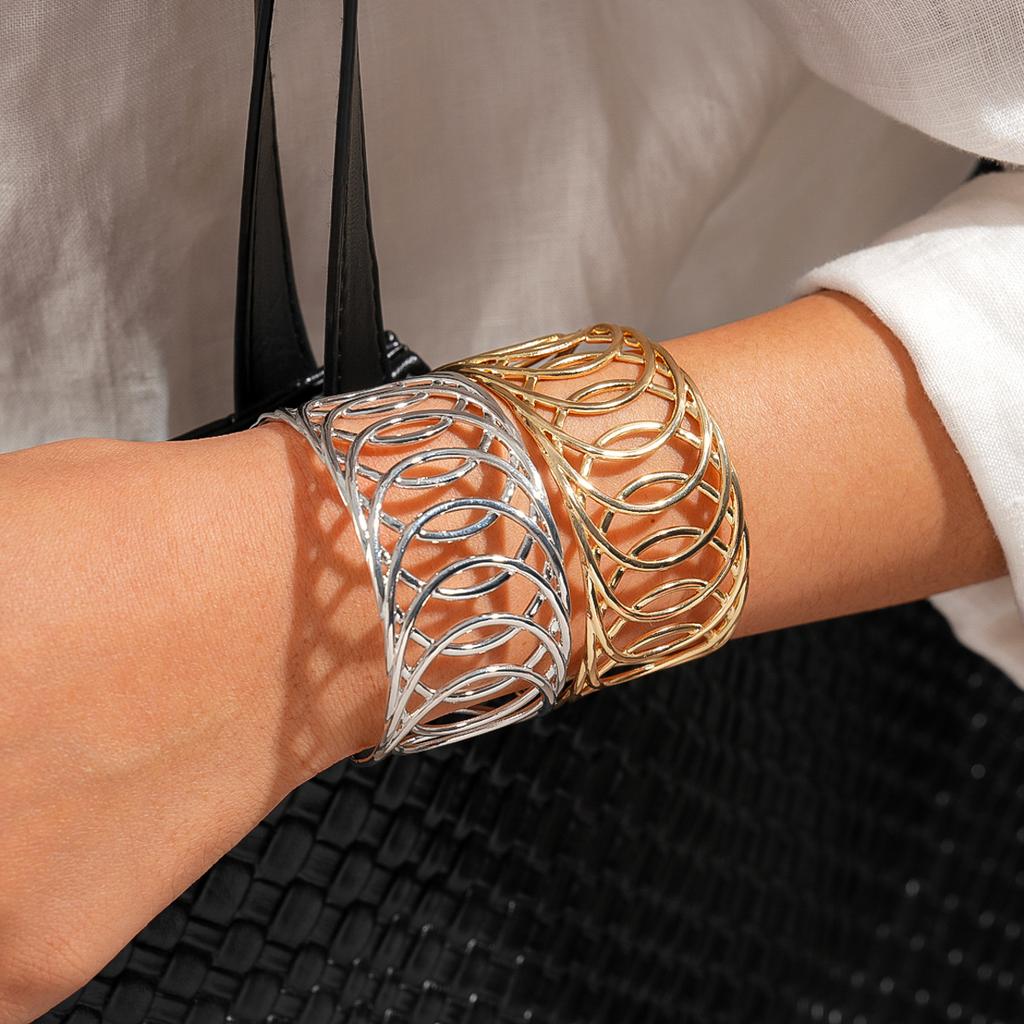 Metal hollow circle open bracelet fashion geometric bracelet temperament jewelry