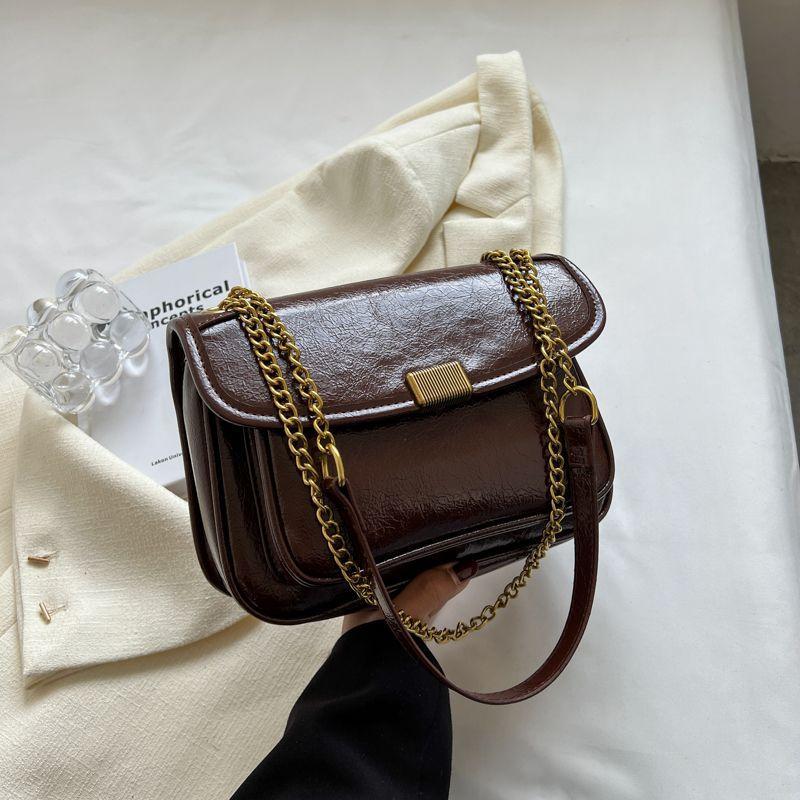 Korean Version of Retro High-end Stray Bag Niche Design Simple Chain Shoulder Messenger Bag Temperament Versatile Tote Bag