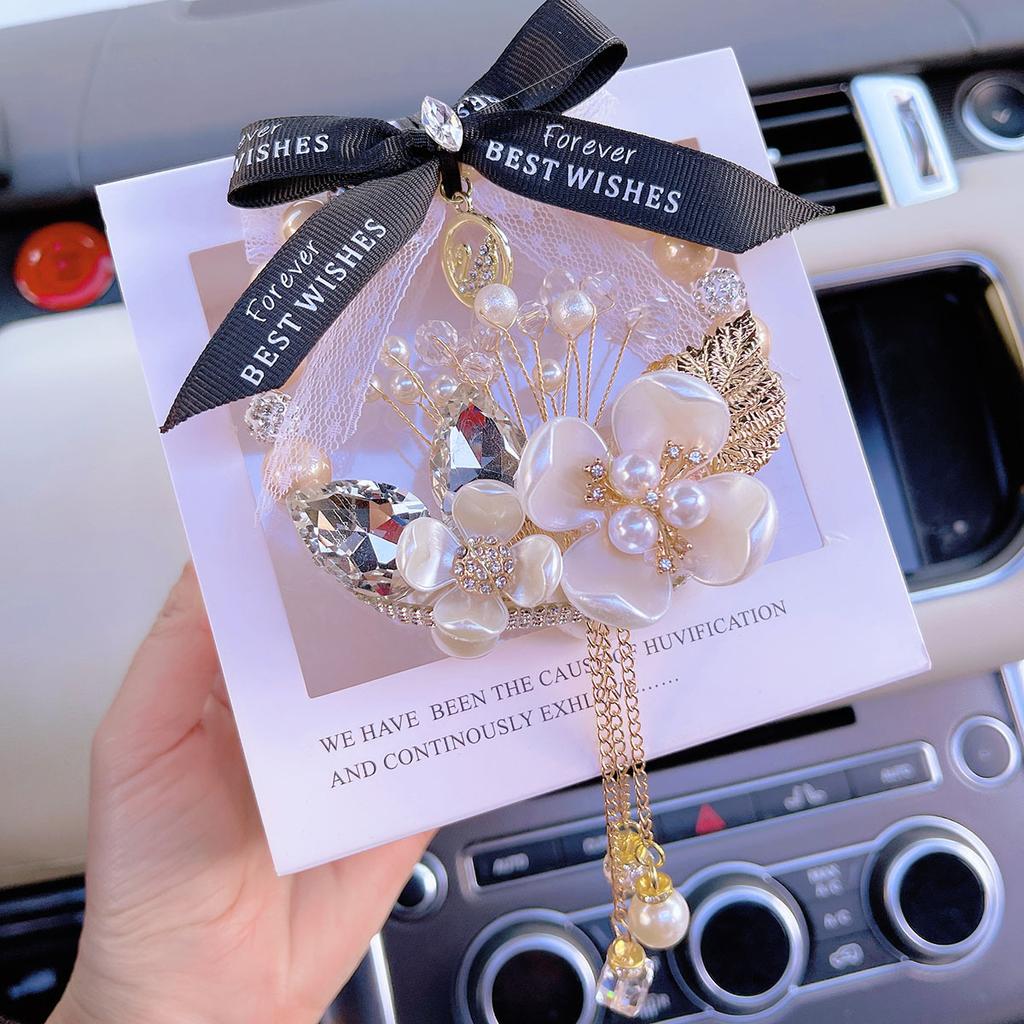 Four Leaf Clover Pearl Car Pendant Interior Rearview Mirror Hanging Decoration For Women