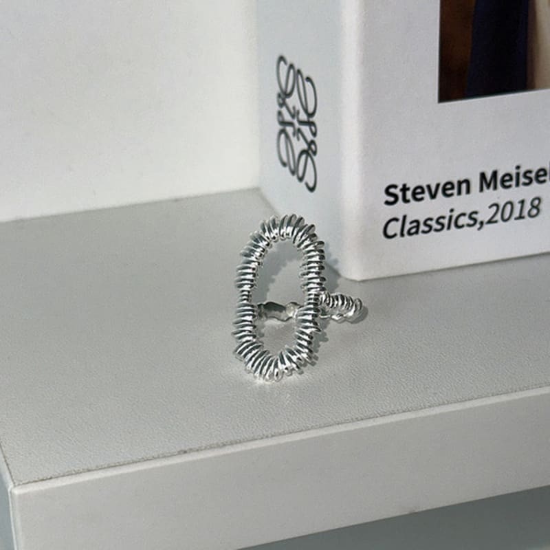 mosxe [925silver] Big circle spring ring