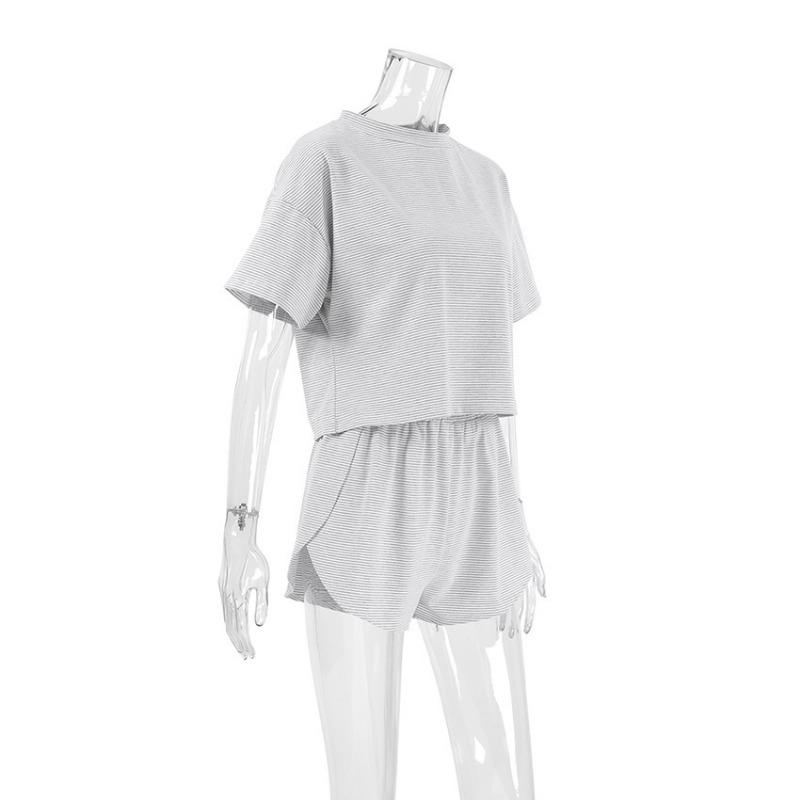 Pigiama a righe da donna Set T-shirt a maniche corte e pantaloncini Indumenti da notte Set da 2 pezzi per donna Casa Casual Ampio Girocollo Pigiama