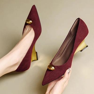 Mode Escarpins à Talons Hauts pour Femmes à Bout Pointu Compensées Basses Sexy Fashioin Chaussures Robe d'Été Femme Escarpins 2025 Designer Chaussure Femme