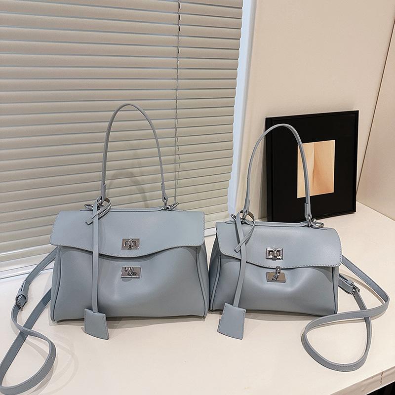 New Casual Large-capacity Portable Underarm Bag Women's Casual Fashion Shoulder Messenger Bag