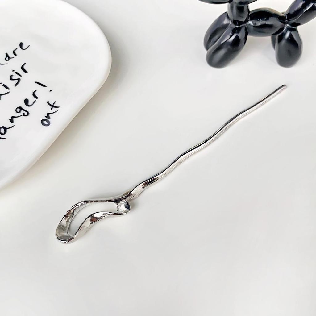  Épingle à cheveux en métal haut de gamme de style chinois moderne: Accessoire de chignon unique d'inspiration antique