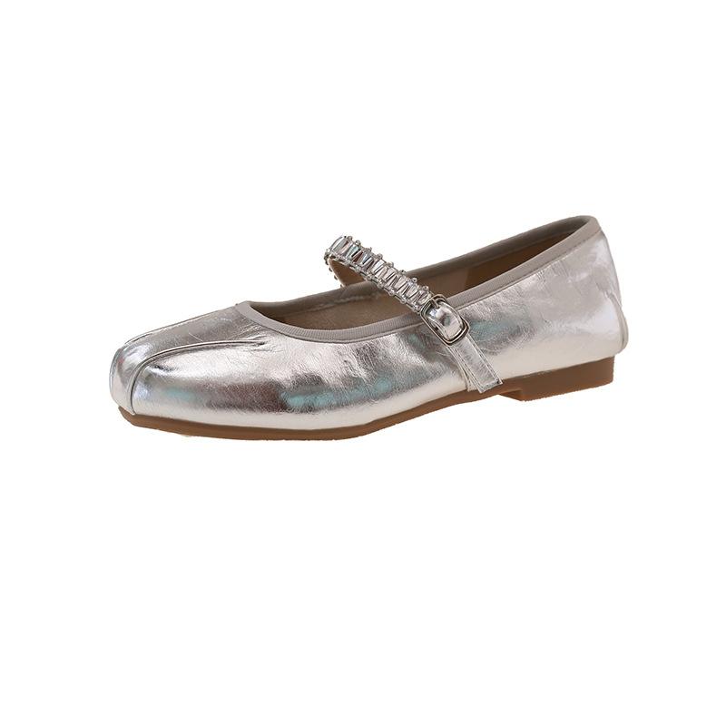 Flat-bottomed ballet single shoes women's 2025 new summer shallow beanie shoes with skirts French evening Mary Jane shoes