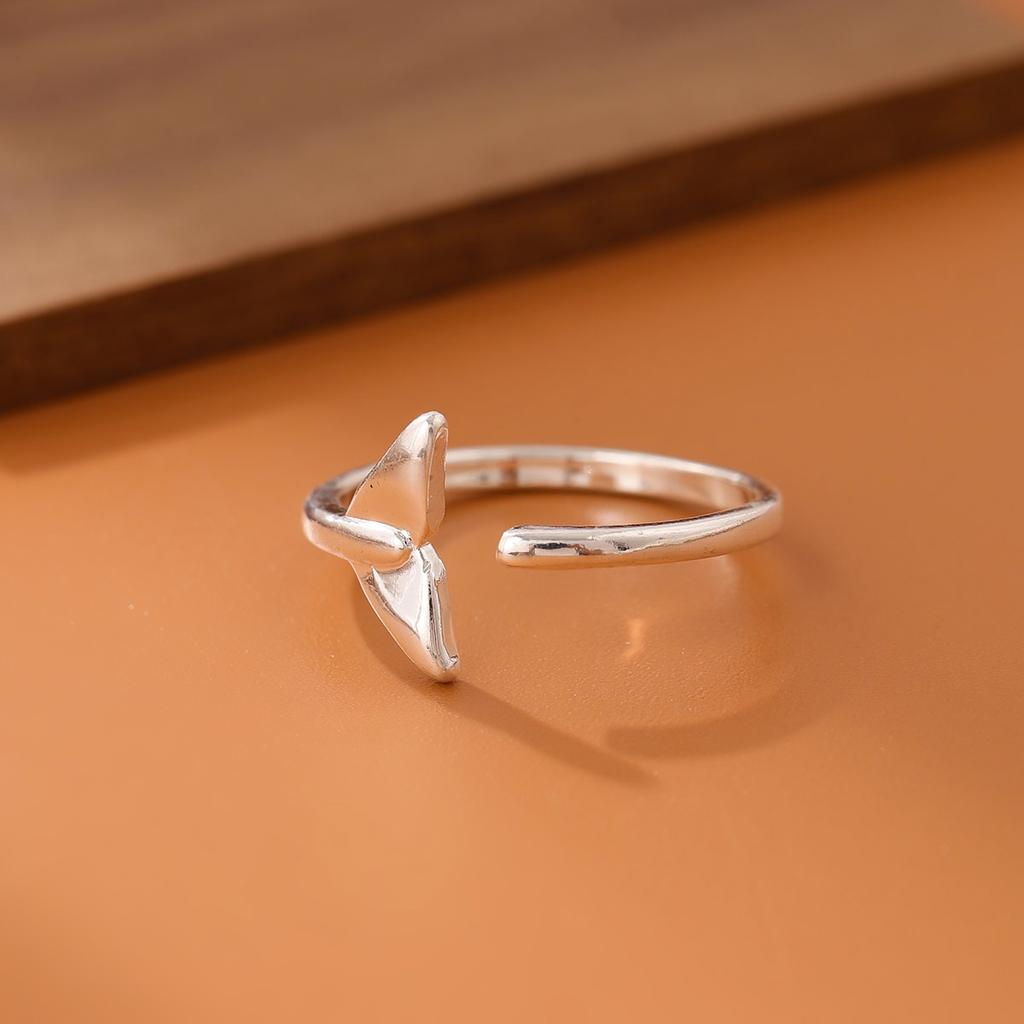 Creative Fashion Personality Animal 925 Sterling Silver Jewelry Sweet Lovely Fish Tail Women Exquisite Opening Rings R117