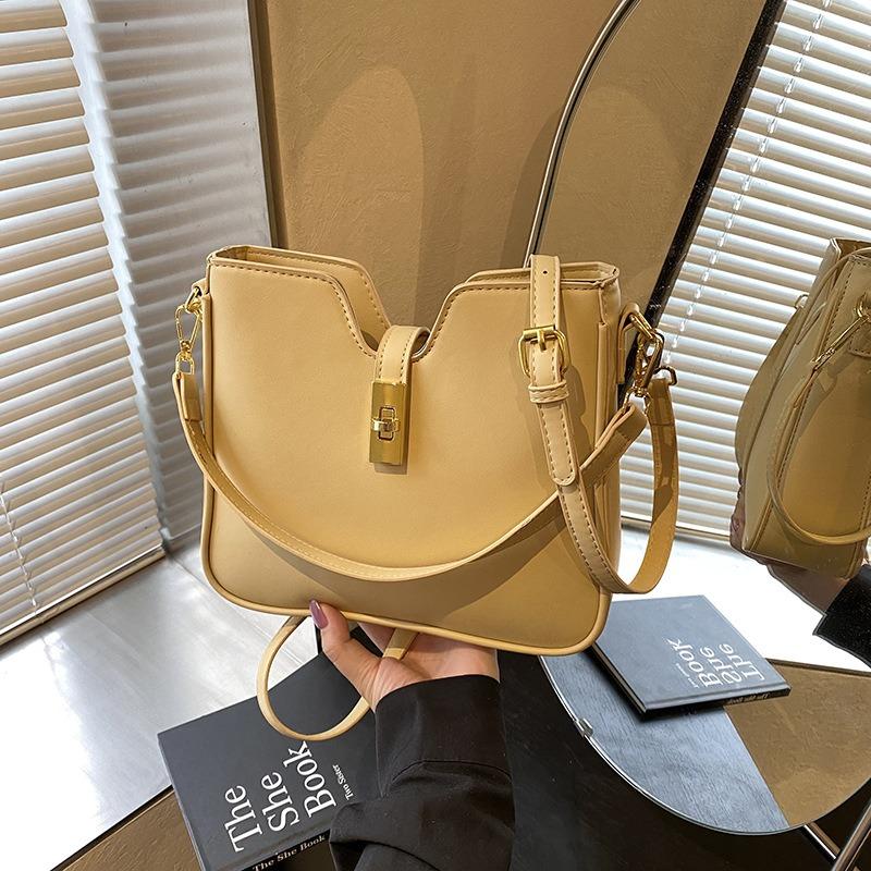 Premium bag women's new trendy fashion versatile shoulder bag commuter messenger bucket bag