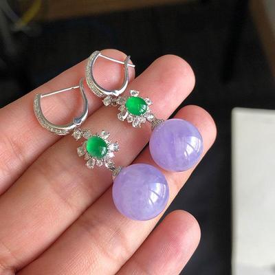 Náušnice s prírodnými fialovými chalcedónovými korálkami pre ženy Vložený diamant Nové v vintage módnom šarme Spona na ucho Svadobné šperky