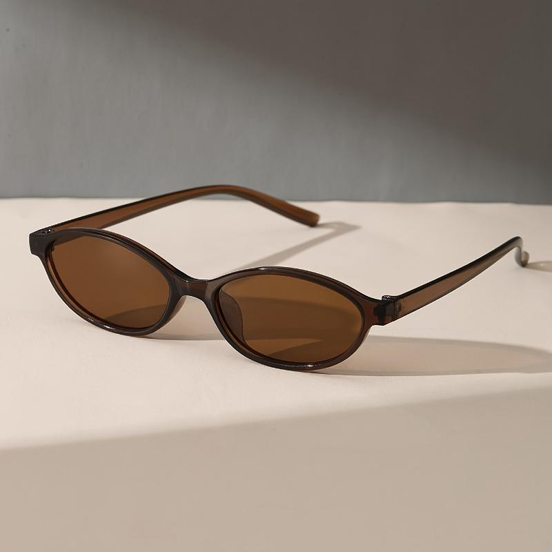 Damen Vintage Klassischer Ovaler Rahmen Modische Brille, Trendige Schutzbrille Geeignet für Tägliche Ausflüge, Urlaube, Strandpartys