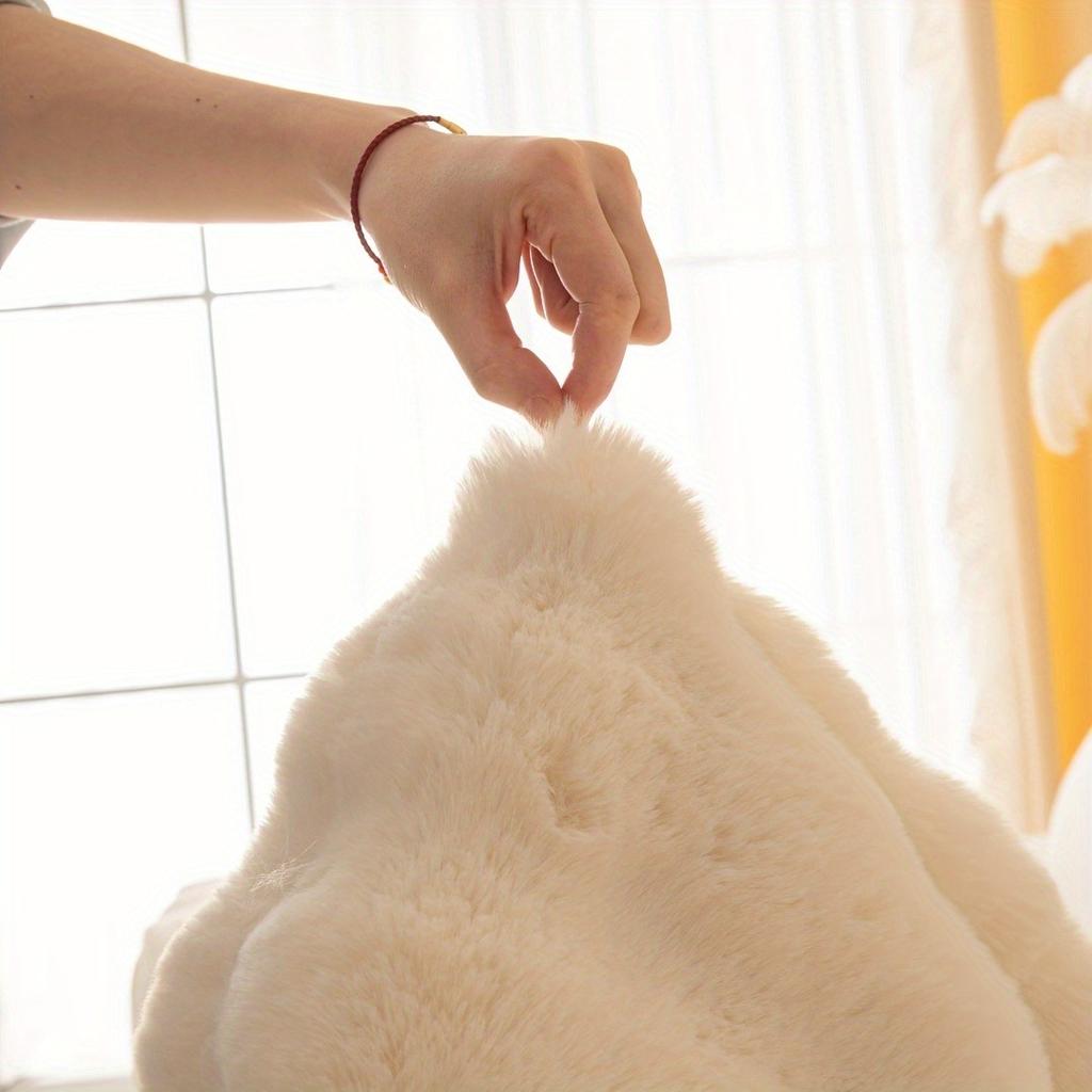 Thicken Imitation Rabbit Fur Plush Sofa Slipcover Curve Hem Non-Slip Soft Sofa Towel Couch Cushion For Living Room