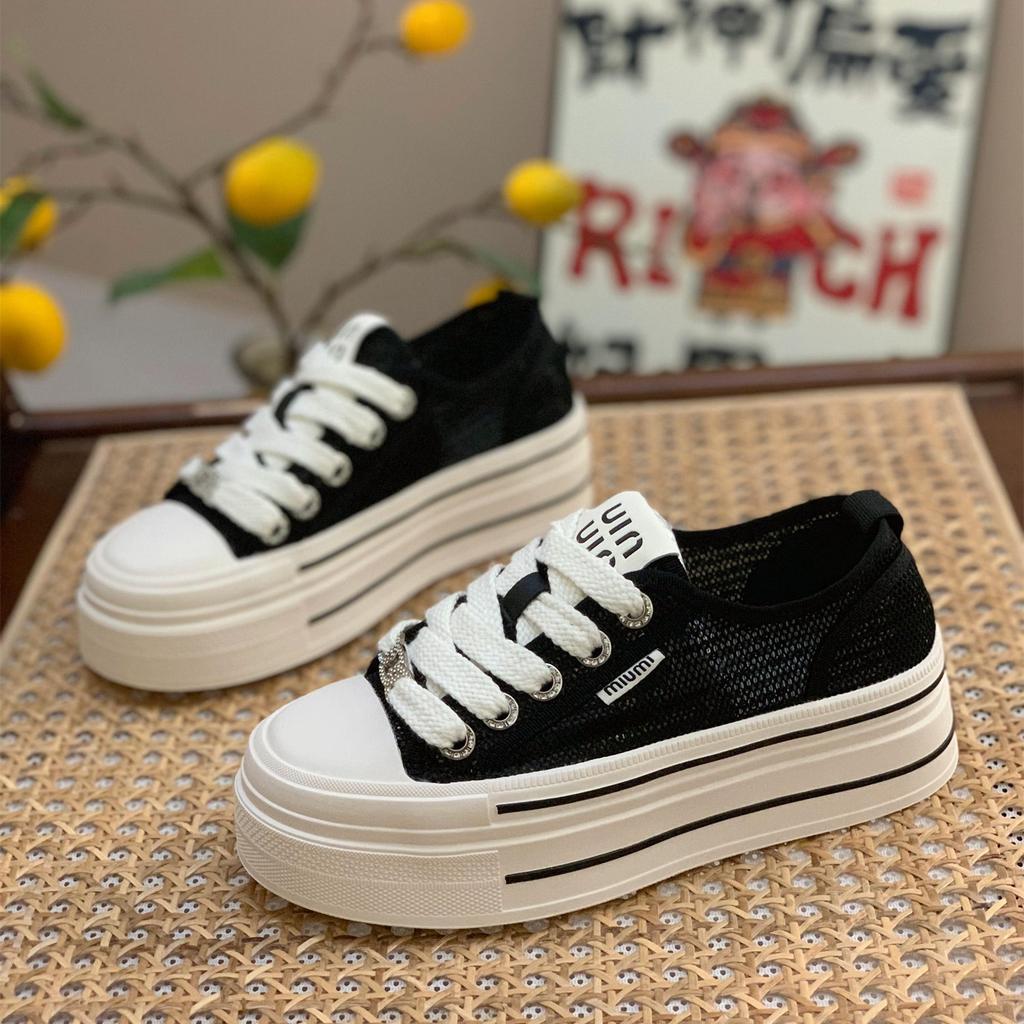 Mesh Breathable Little White Shoes Women's 2025 New Summer Super Fire Platform Canvas Shoes Niche Versatile Casual Board Shoes