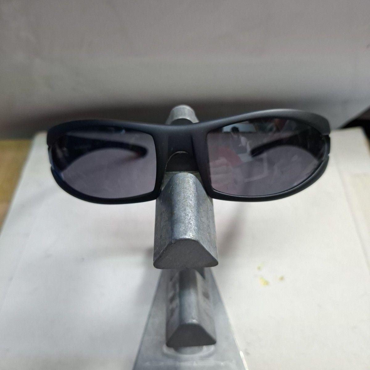 Used Sports Sunglasses Black Polarized UV400 Compatible Running Bicycle