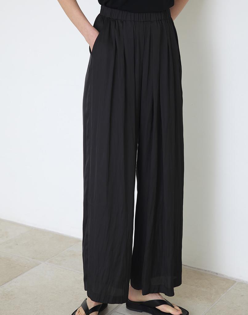 MANUELLE ET GUILLAUME Light Summer Crinkle Pants