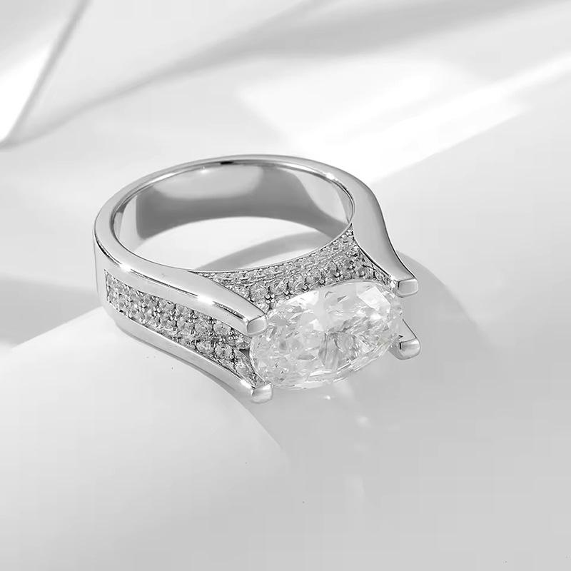 Sterling Silver 925 Oval Moissanite Egg-Shaped Ring, 4.5 Carat, High Quality US Size 6 (HK Size 13)