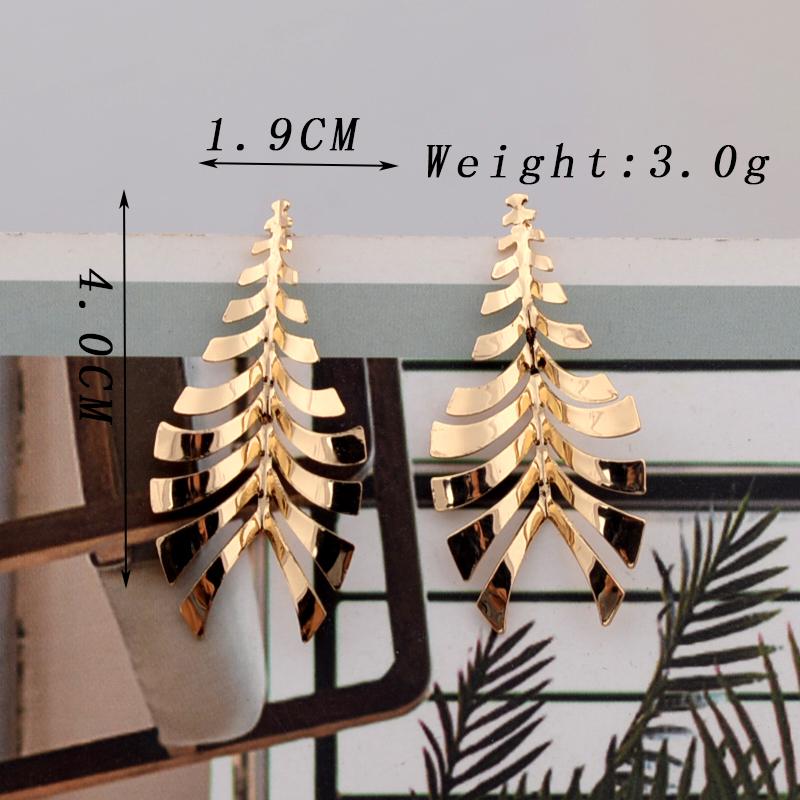 

Irregular Metal Earrings European And American Style Hip-hop Punk Fashion Personality Long Earrings Ms Girl Travel Accessories
