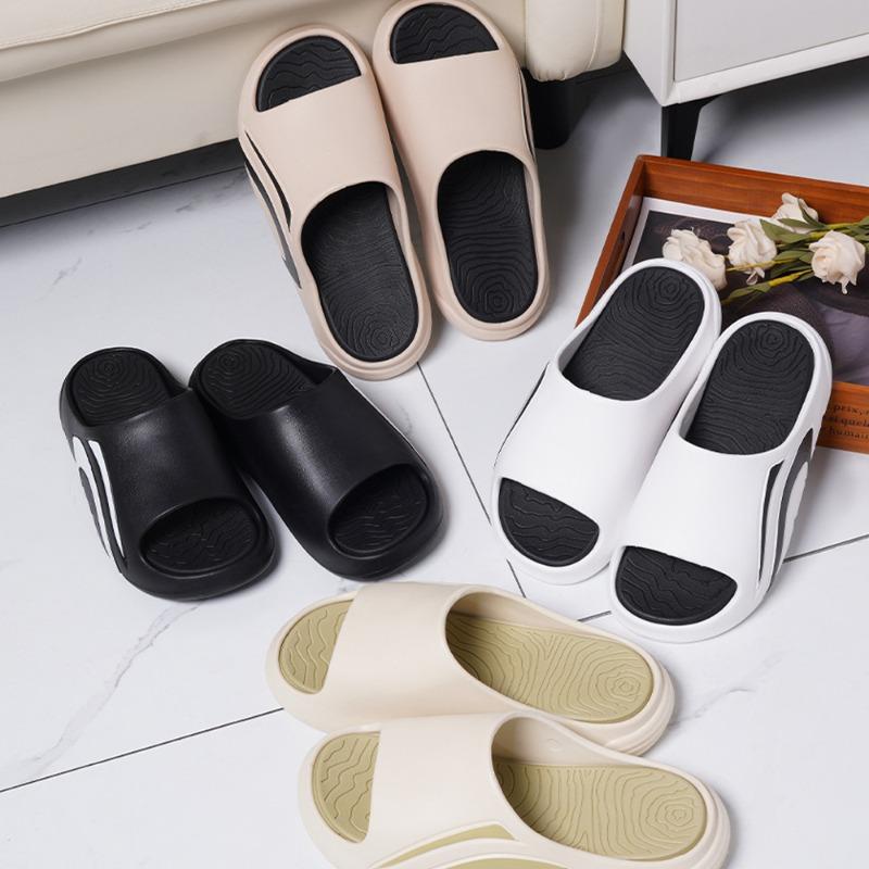 New summer men's one-word drag color matching outdoor sports thickened non-slip stepping on shit feeling beach cool slippers