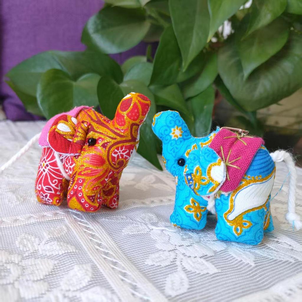 Handgefertigter Thai Floral Elefant Schlüsselanhänger - Kleiner Taschenanhänger Souvenir