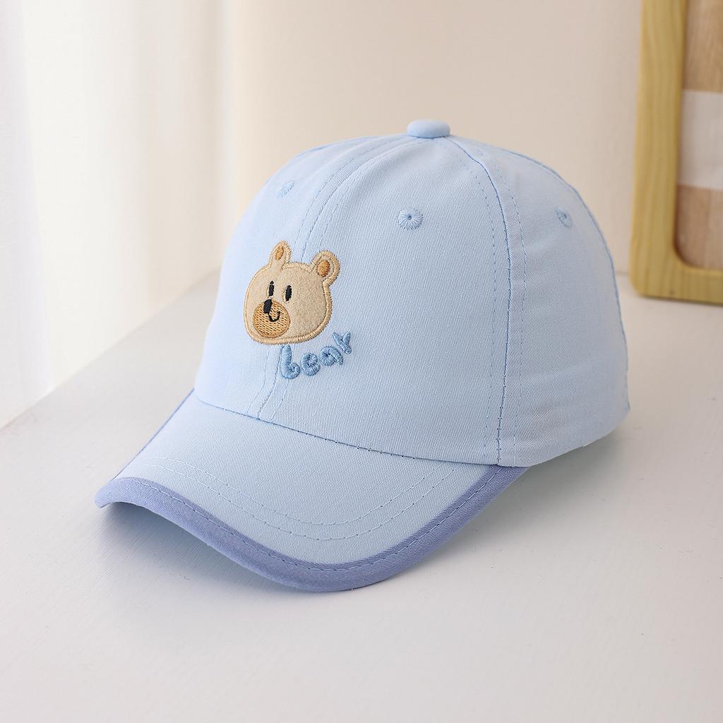 Child-sized Cute Bear Head and Bear Letter Embroidery Baseball Cap, Adjustable Back Strap, Suitable for Daily Wear. Photo