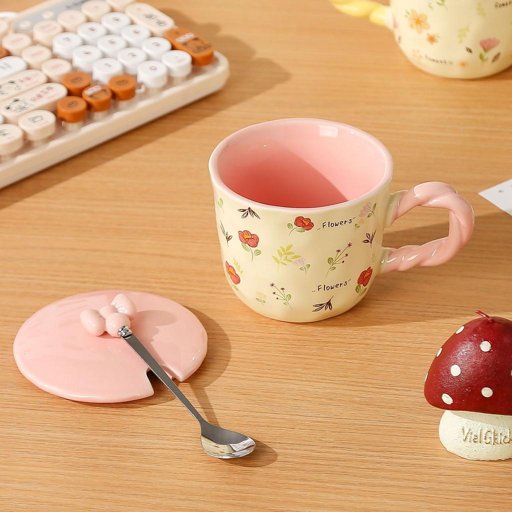Small fresh ceramic cup with lid spoon mug holiday gift cup household coffee cup souvenir gift box water cup