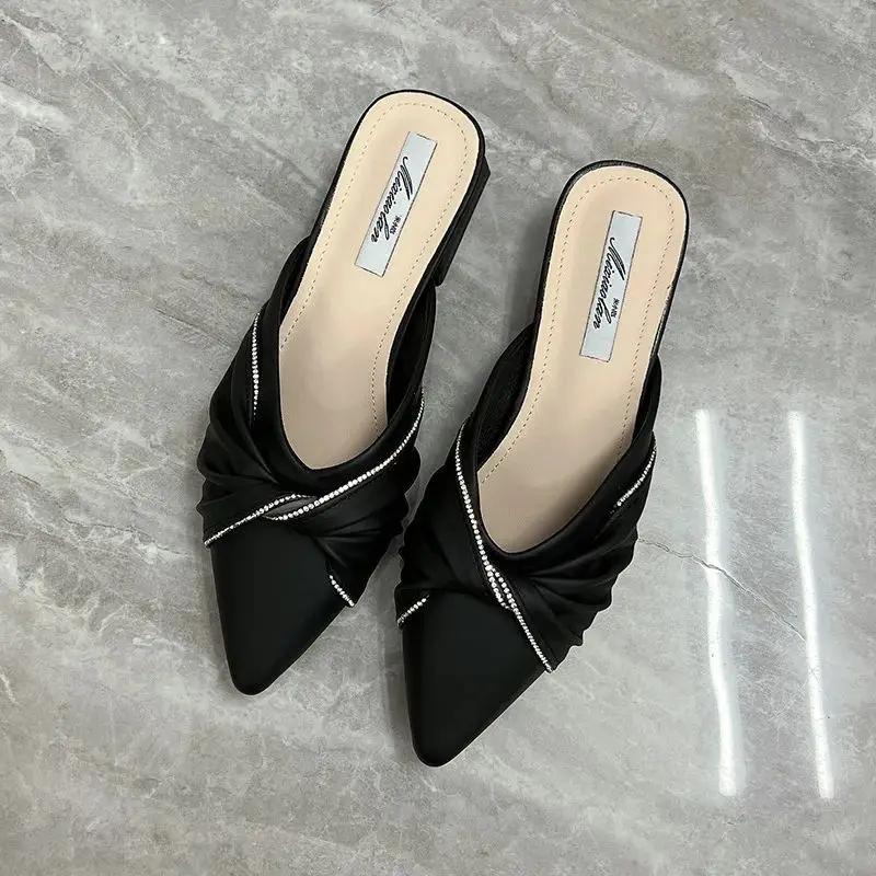 Low Heel Woman Slippers Outside Sandals Non Slip Pvc Korea Style Slides Designer Luxury Slip-resistant 2025 New Shoes for Women