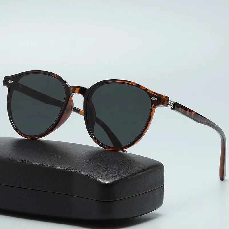 

New Small Oval Women s Sunglasses Fashion Vintage UV400 Protection Outdoor Sunshade Goggles for Women Men As shown in the figu