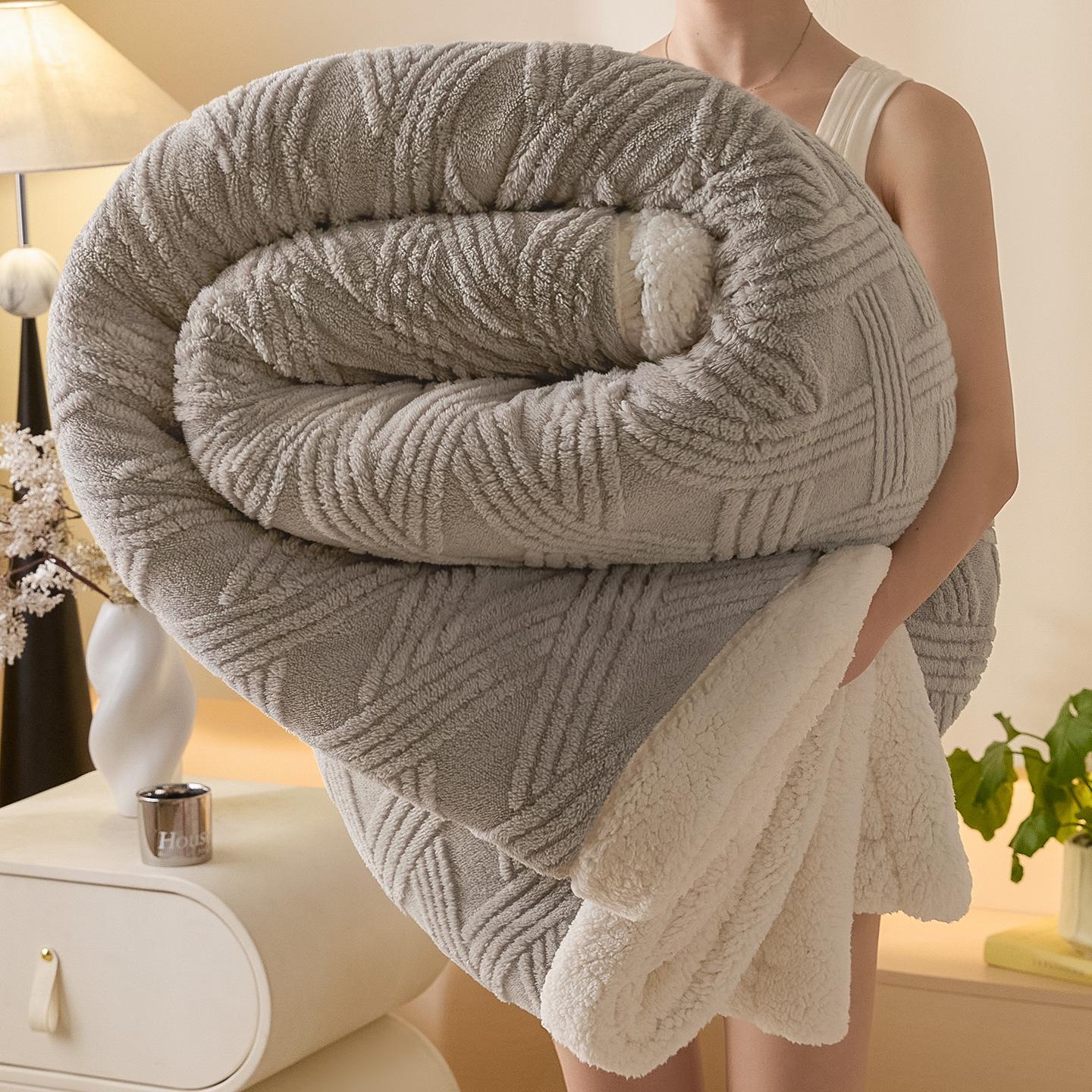 

Cozy Dual-Layer Flannel and Lambswool Blanket for Winter - Ideal for Sofa, Nap, or Air Conditioning Use 100x150 cm
