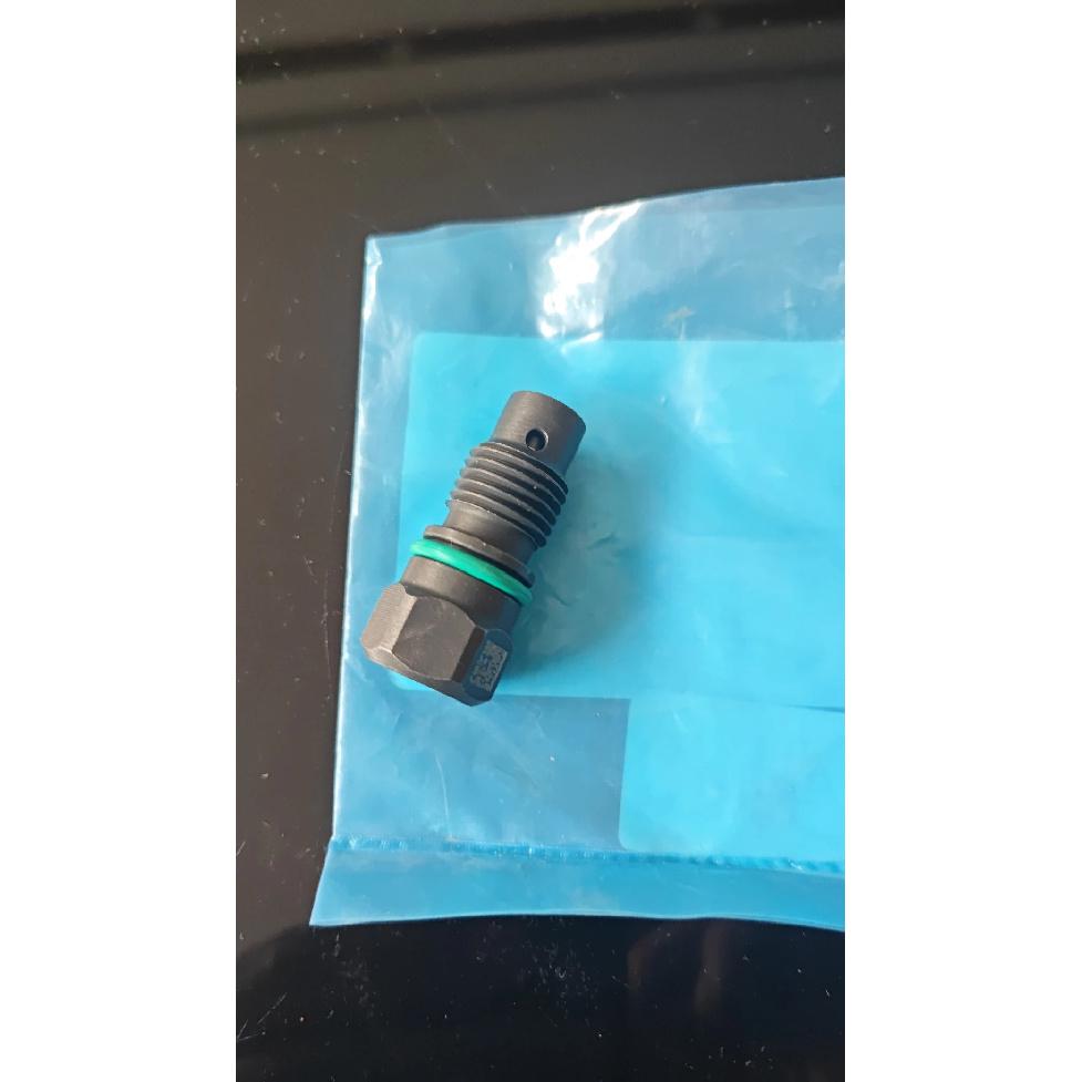 Fuel Injection Pump Pressure Limiting Valve CP2.2/CP18/CP1/3/CP28 Oil Pump Overflow Valve Return Valve Screw for Bosch CP1