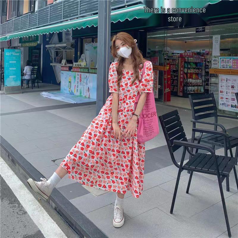 

Plus Size Summer Floral Print Mid-Length Dress with Short Sleeves - Elegant, Slimming, and Flaw-Covering for Women Double XL червоний