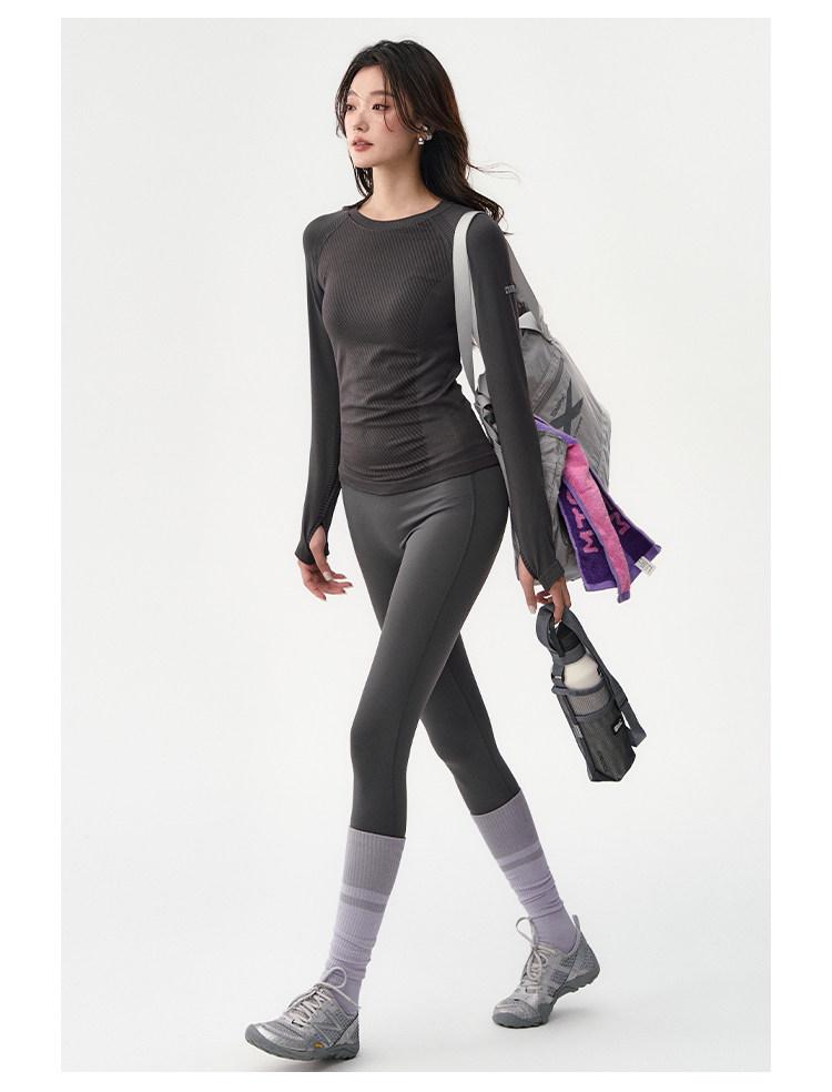 Women's Quick-Dry Long Sleeve Yoga Top for Outdoor Cycling and Running in Autumn/Winter