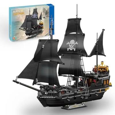 1424PCS Black Pirate Ship Building Blocks Skeleton Ghost Boat Model Desktop Decoration Educational DIY Toy Holiday Gift for Kids