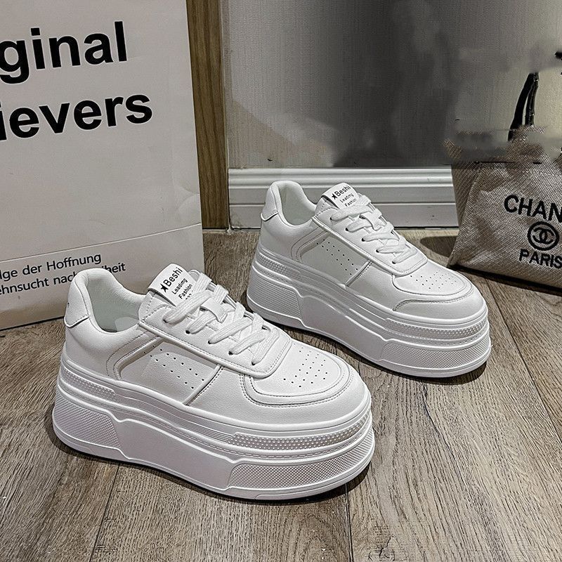 Little White Shoes Women's 2025 Autumn New Inner Height Increase Thick Baseplate Shoes Sports and Leisure Small Popular Muffin Board Shoes