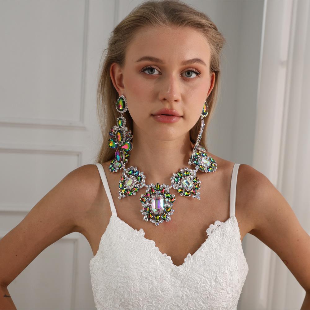 Exaggerated Necklace Jewelry Set Luxury Rhinestone Droplet Necklace Pendant Earrings Accessories
