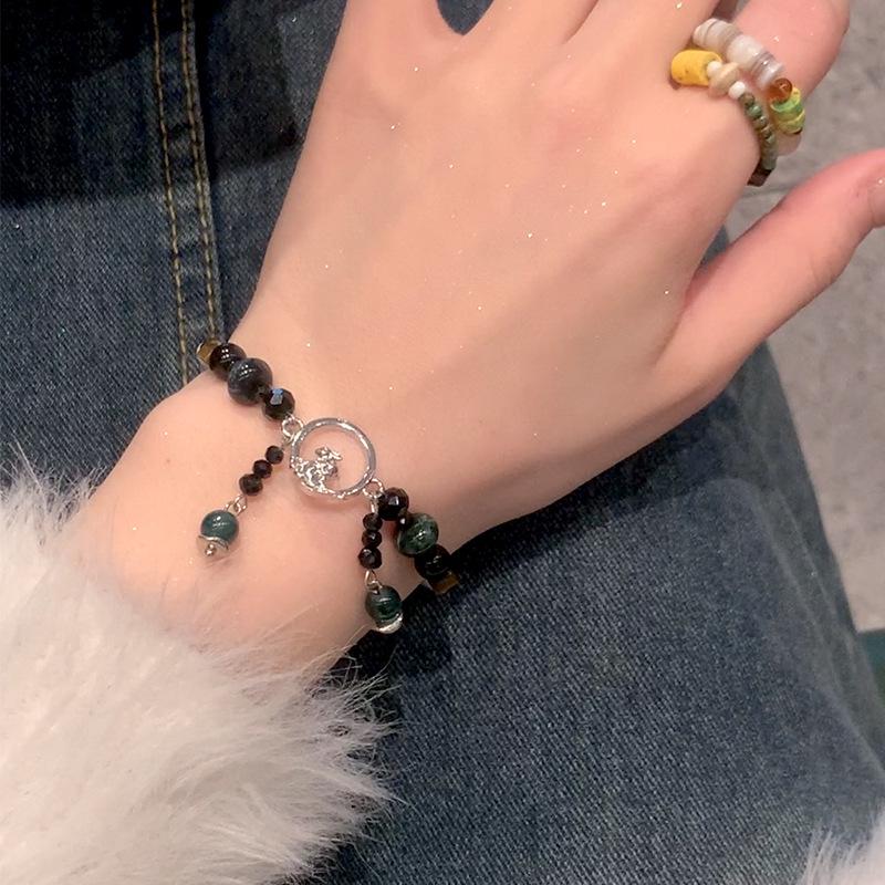 

Jade Rabbit Bracelet: Chinese & Tibetan Friendship Jewelry for Women