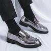 Glitter Men's Dress Shoes Black Rivet Luxury Designer Shoes Men Business Casual Slip-on Man Patent Leather Shoes Sapato Social