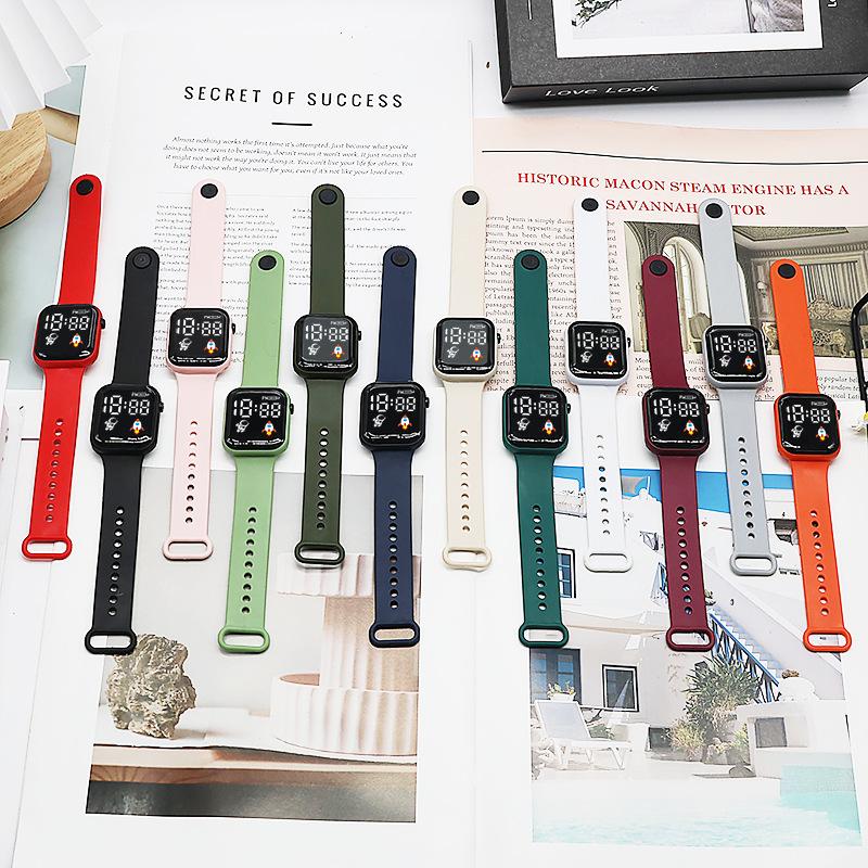 Square Astronaut Led Electronic Watch Life Student Leisure Electronic Watch