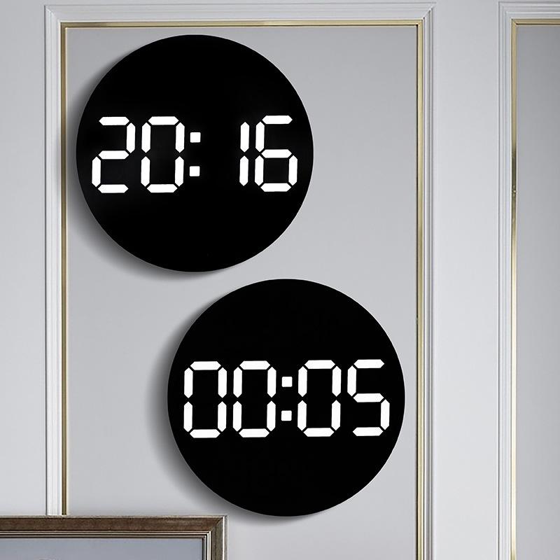 Minimalist Multifunctional Wall Clock with Silent Operation, Temperature & Humidity Display 5501
